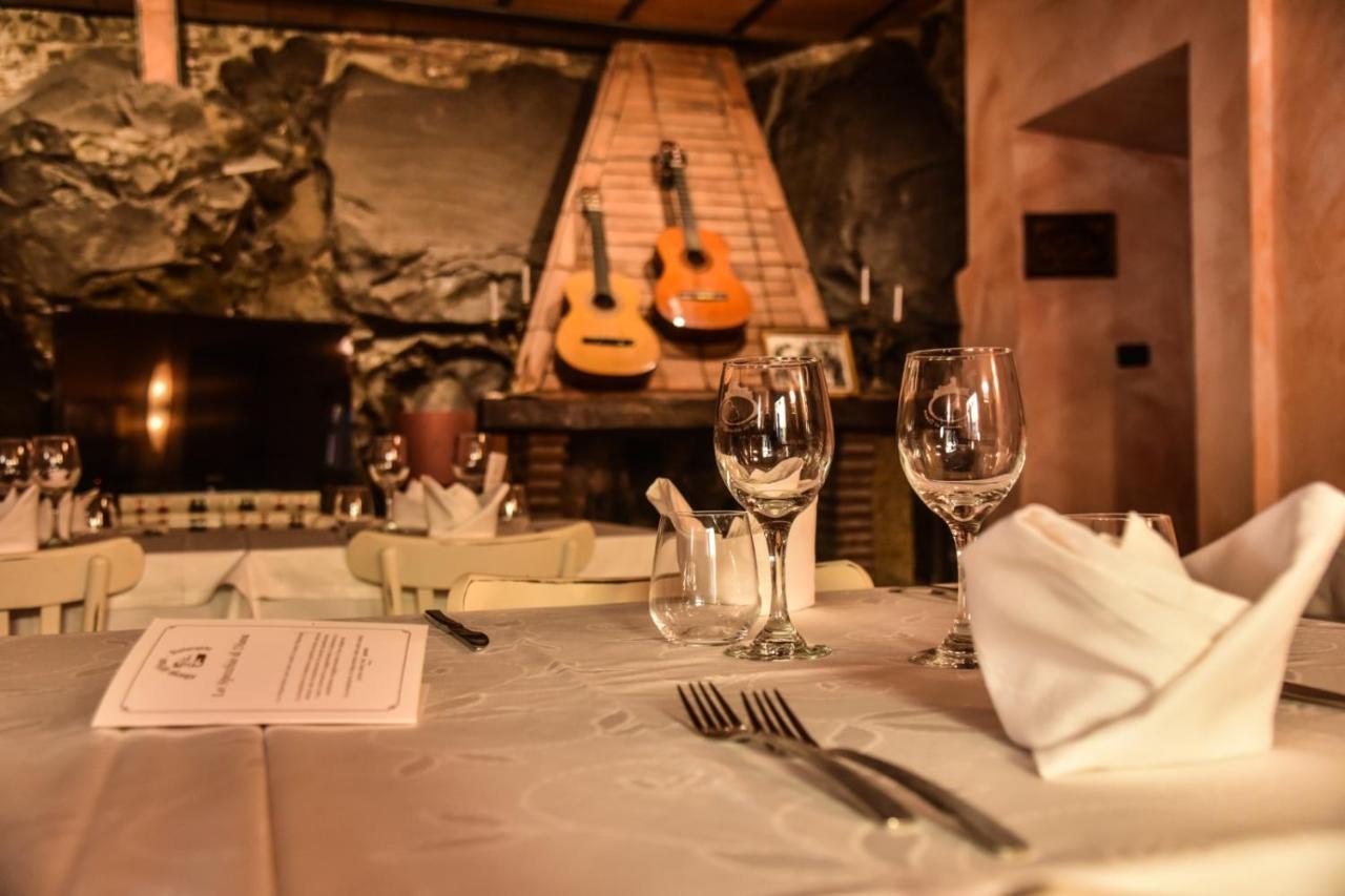 Albergo Diffuso Locanda Specchio Di Diana Nemi Bagian luar foto
