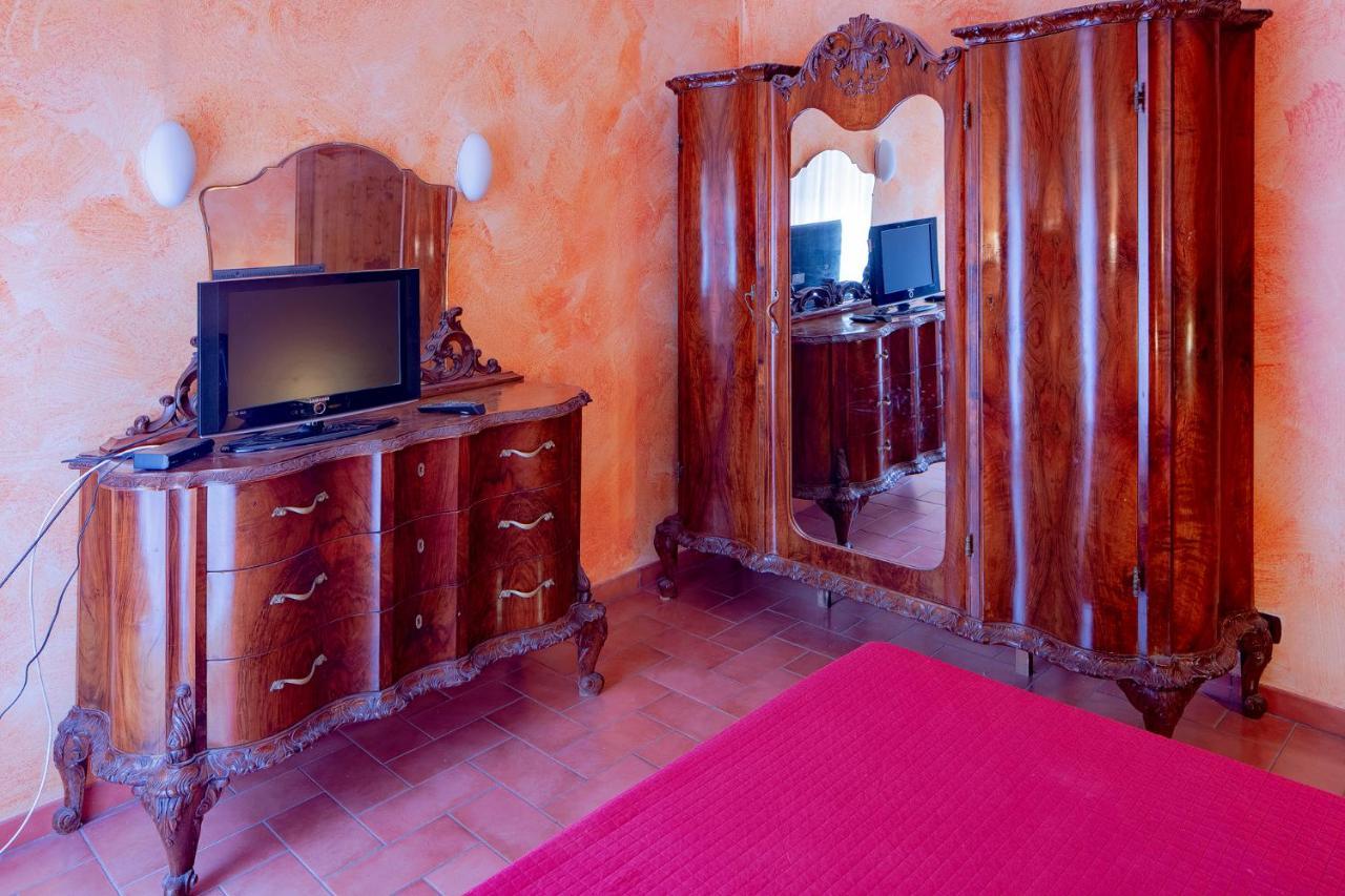 Albergo Diffuso Locanda Specchio Di Diana Nemi Bagian luar foto